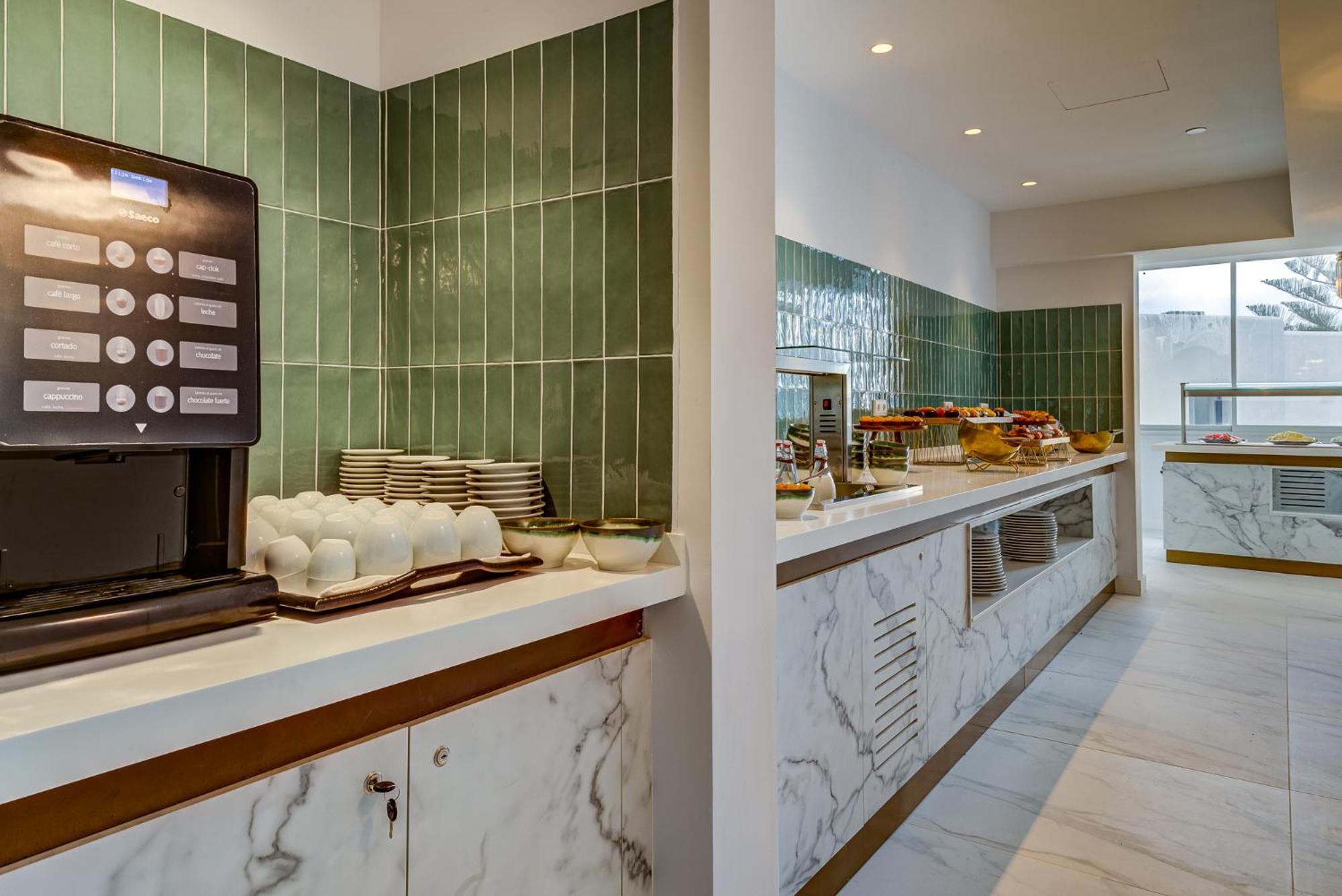 Hotel Mongibello Ibiza (Adults Only) Santa Eularia des Riu Zewnętrze zdjęcie